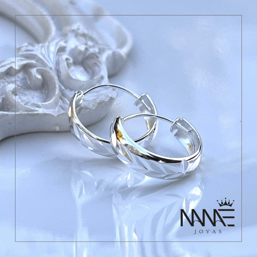 Argolla Estilo Bote Facetada 15 mm