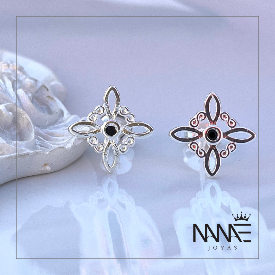 Aro Nudo De Brujas Circón 10 mm